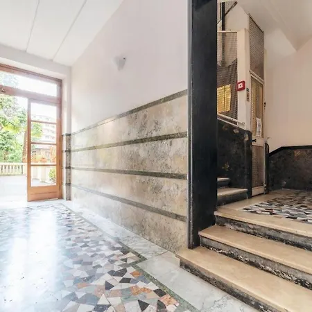 Apartamento Guesthost - Piazza Bologna